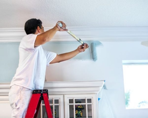 interior-paint-contractors-painting-paintzen